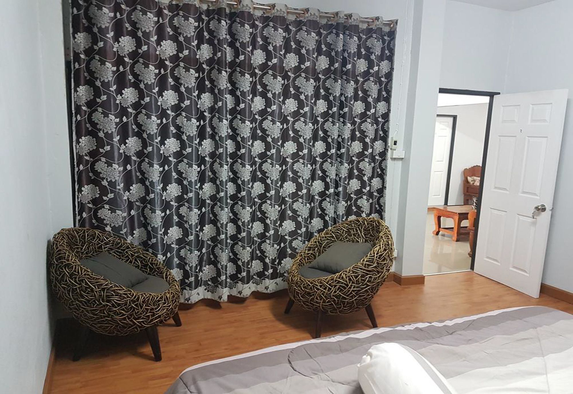 צ'יאנג ריי Bar 184 Party Hostel (Adults Only) מראה חיצוני תמונה