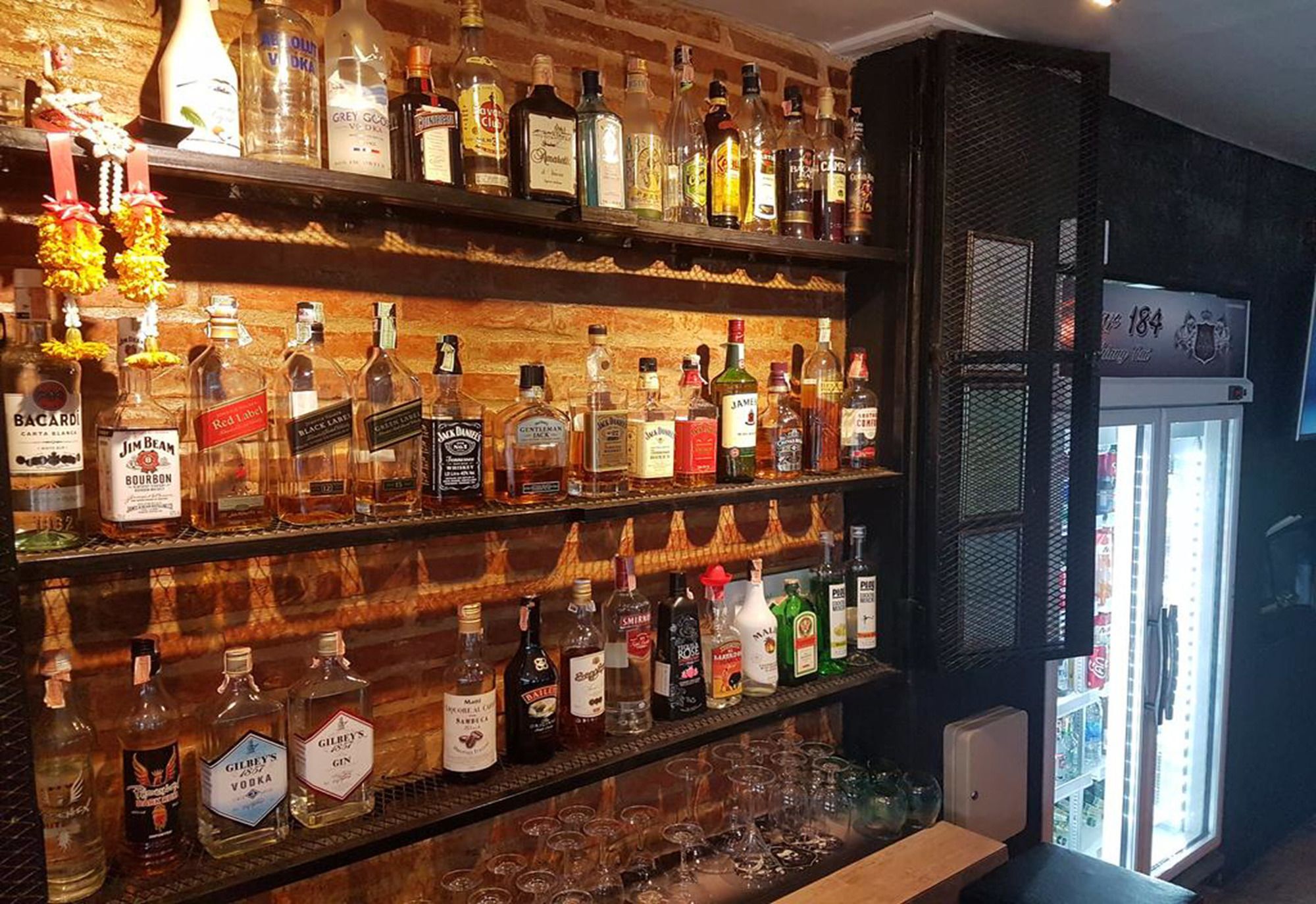 צ'יאנג ריי Bar 184 Party Hostel (Adults Only) מראה חיצוני תמונה